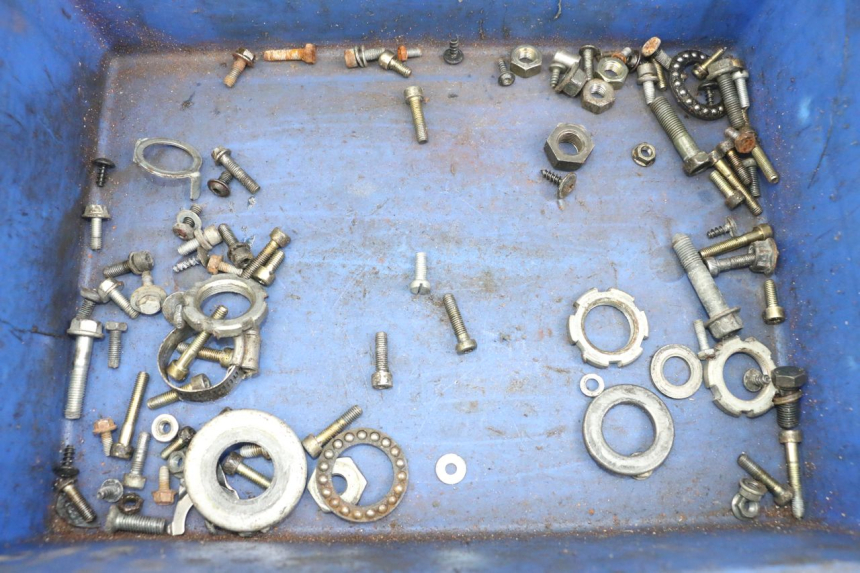 photo de BOLSA DE TORNILLERÍA TORNILLO MBK BOOSTER SPIRIT 50 (2004 - 2017) - Detalle de la pieza