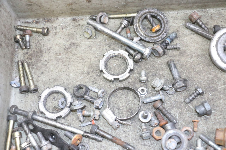 photo de BOLSA DE TORNILLERÍA TORNILLO MBK BOOSTER SPIRIT NAKED 50 (2004 - 2017) - Detalle de la pieza