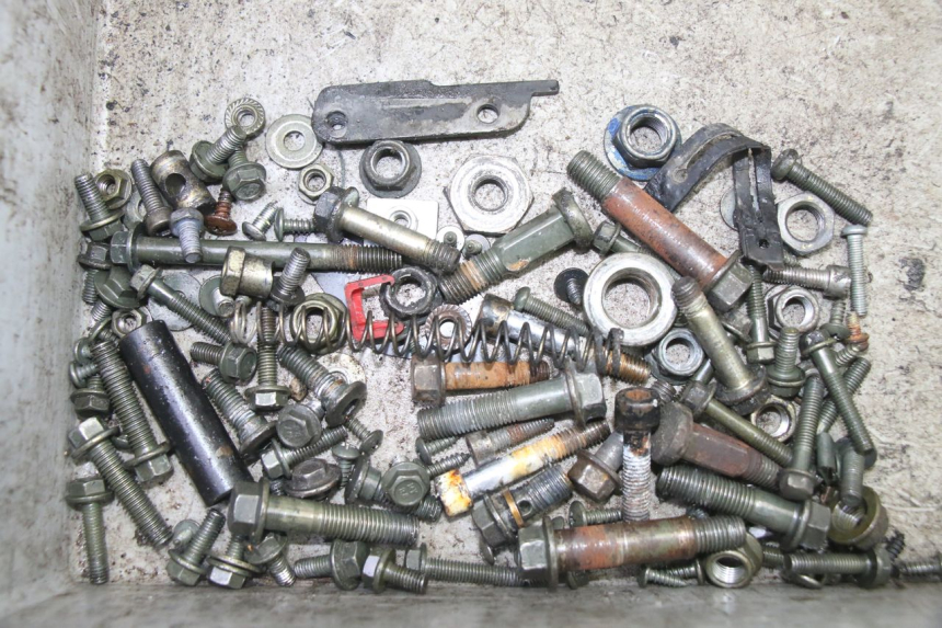 photo de BOLSA DE TORNILLERÍA TORNILLO TNT MOTOR BOSTON 4T 50 (2018 - 2025) - Vista principal