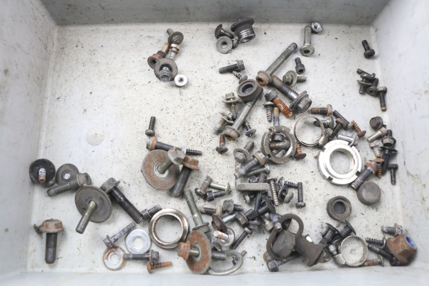 photo de BOLSA DE TORNILLERÍA TORNILLO SUZUKI BURGMAN 125 (2007 - 2014) - Vista principal