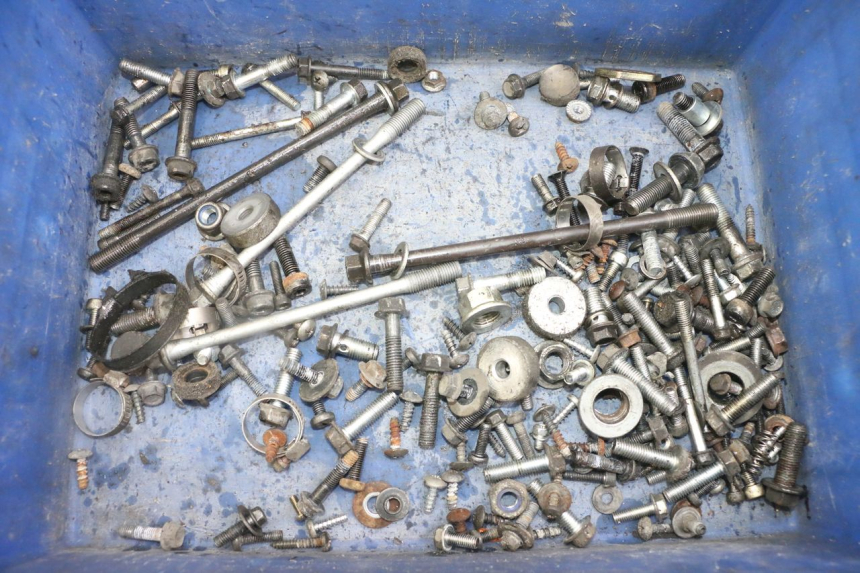 photo de BOLSA DE TORNILLERÍA TORNILLO SUZUKI BURGMAN 125 (2007 - 2014) - Vista principal