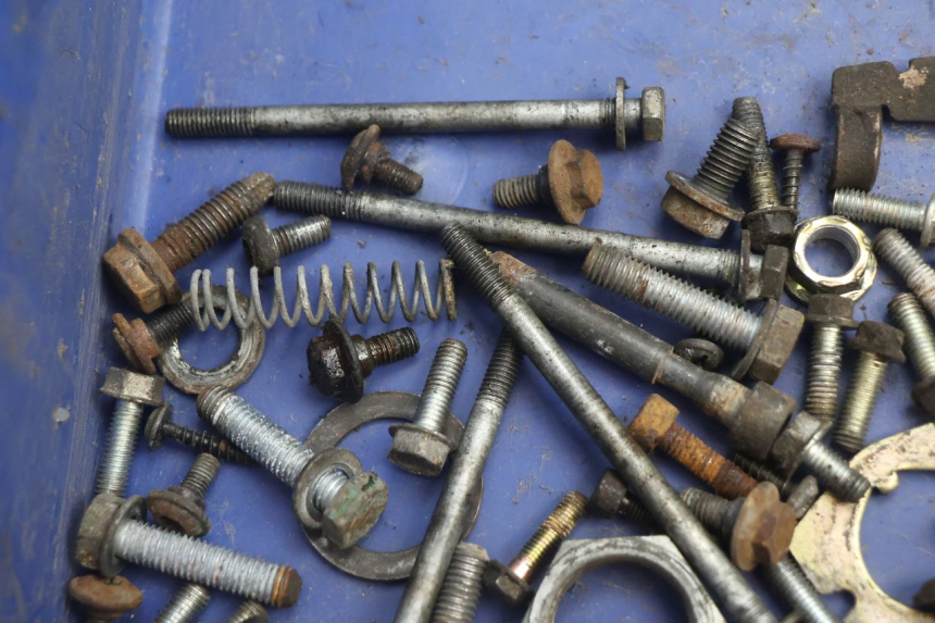 photo de BOLSA DE TORNILLERÍA TORNILLO PEUGEOT BUXY 50 (1993 - 1998) - Detalle de la pieza