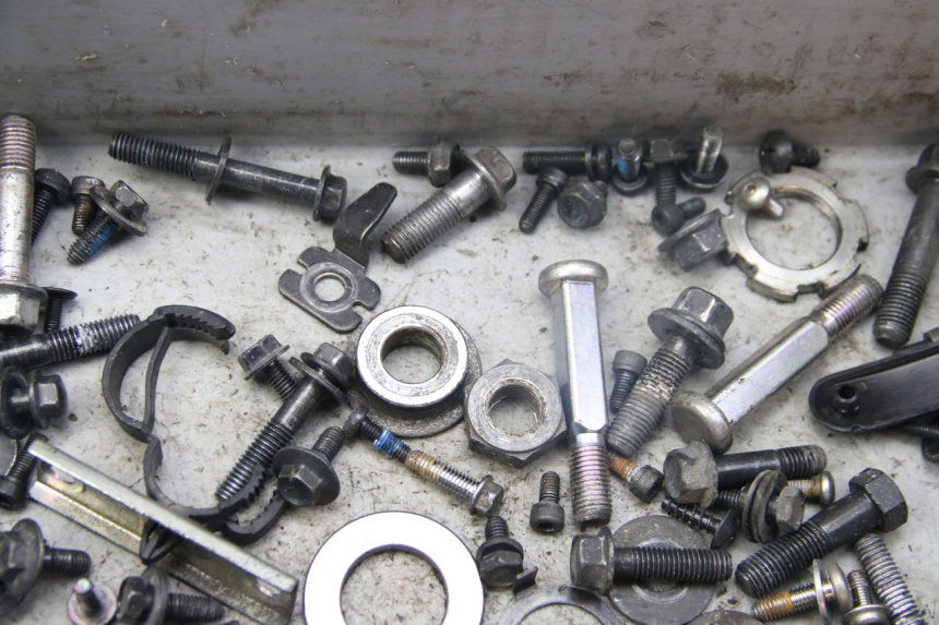 photo de BOLSA DE TORNILLERÍA TORNILLO YAMAHA BW'S BWS 125 (2010 - 2013) - Vista general del producto