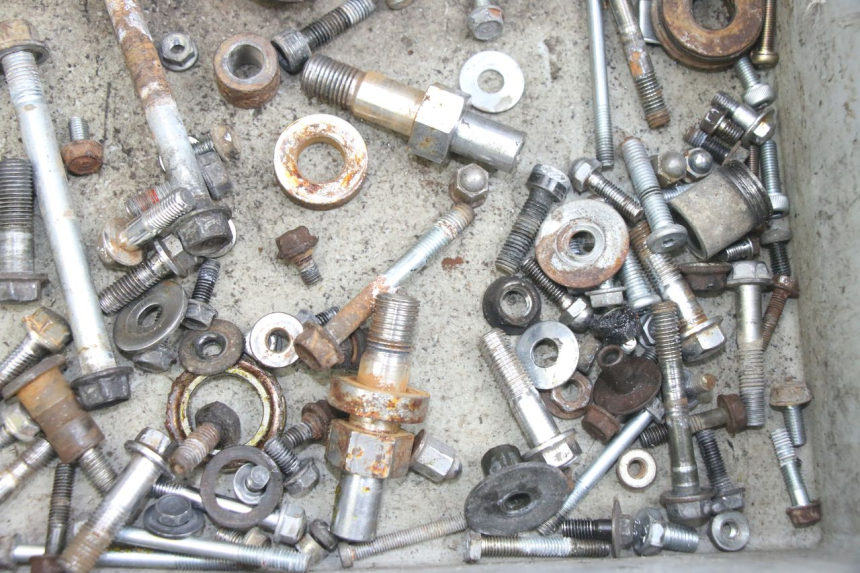 photo de BOLSA DE TORNILLERÍA TORNILLO HONDA CA REBEL 125 (1995 - 2001) - Zoom estado de uso