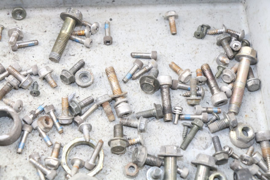 photo de TORNILLOS ERIDER CARGO 1 (2009 - 2018) - Zoom estado de uso