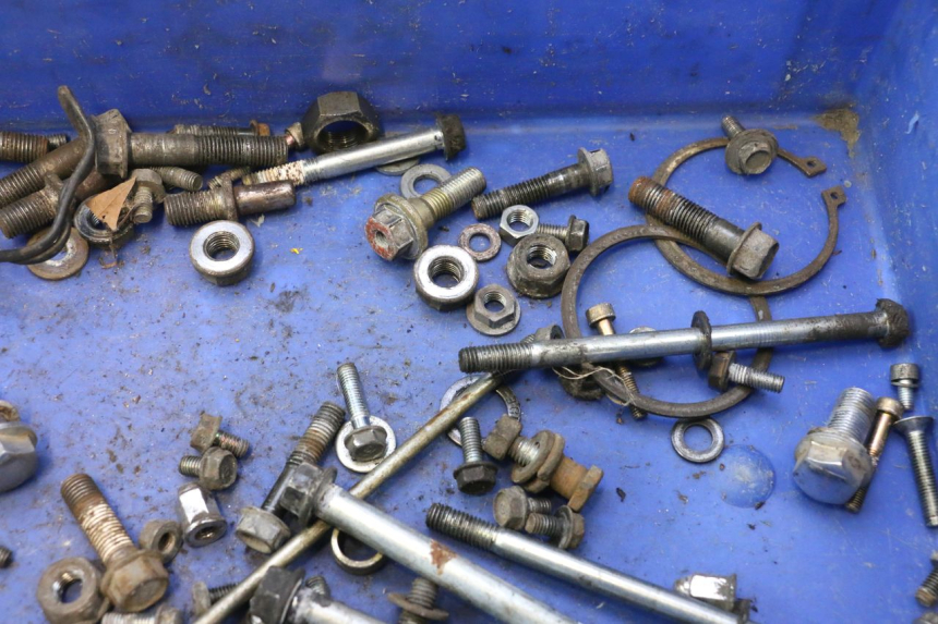 photo de TORNILLOS HONDA CB TWO FIFTY 250 (1991 - 2002) - Vista general del producto
