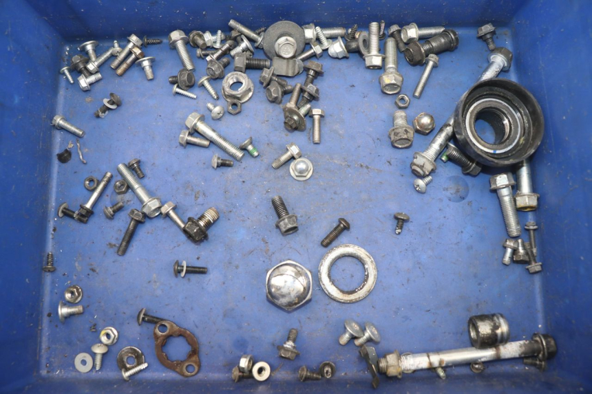 photo de TORNILLOS HONDA CBF 125 (2009 - 2015) - Vista principal