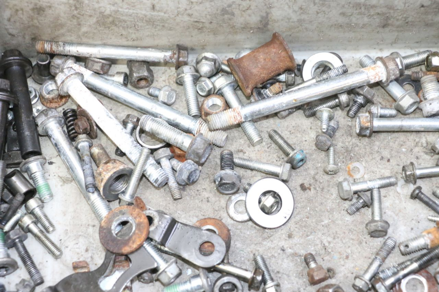 photo de TORNILLOS HONDA CBF 125 (2009 - 2015) - Detalle de la pieza