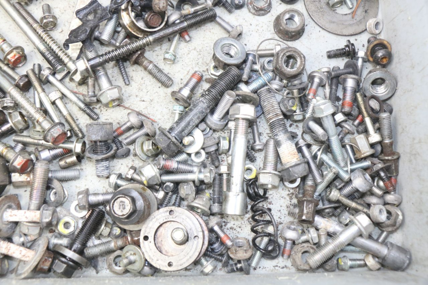 photo de TORNILLOS HONDA CBRF CBR-F PC41 600 (2011 - 2013) - Zoom estado de uso