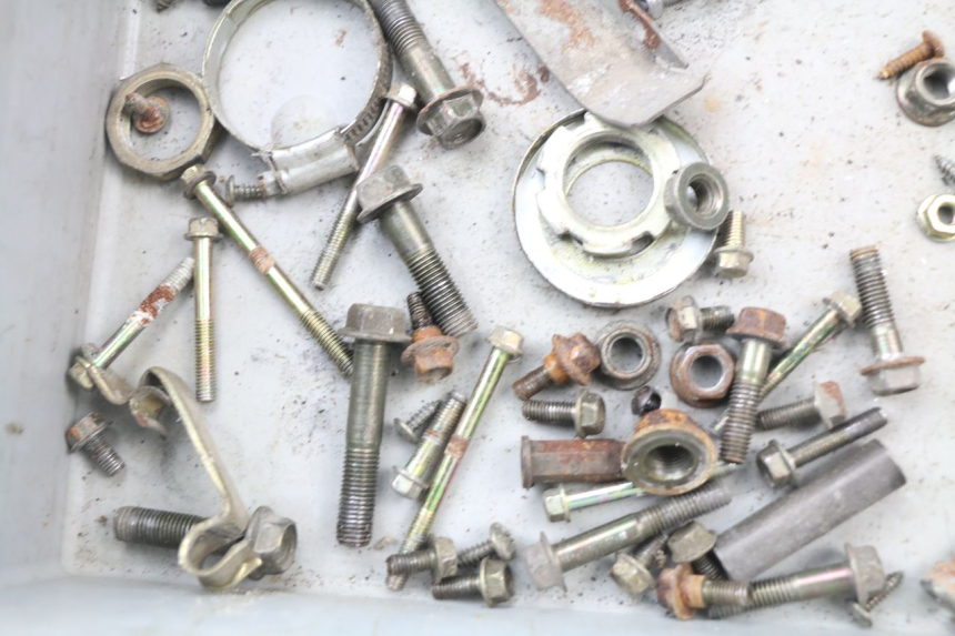 photo de TORNILLOS REVATTO CITYONE 125 (2006 - 2007) - Otra perspectiva