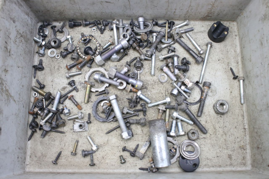 photo de BOLSA DE TORNILLERÍA TORNILLO PEUGEOT CITYSTAR 125 (2011 - 2017) - Detalle de la pieza