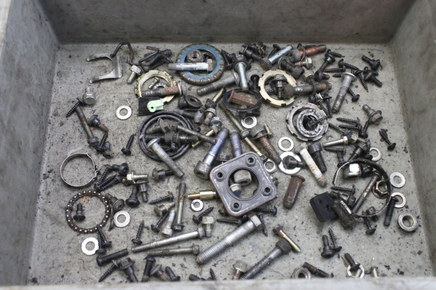 photo de BOLSA DE TORNILLERÍA TORNILLO PEUGEOT CITYSTAR 50 (2013 - 2017) - Vista principal