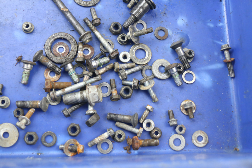 photo de TORNILLOS HONDA CR 125 (2000 - 2001) - Otra perspectiva