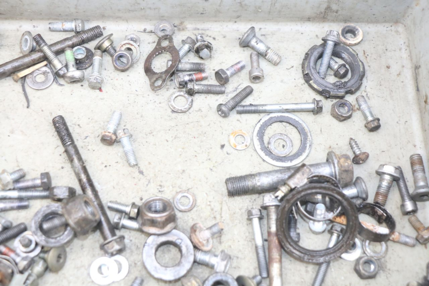 photo de BOLSA DE TORNILLERÍA TORNILLO HONDA CR 80 (2001 - 2003) - Otra perspectiva