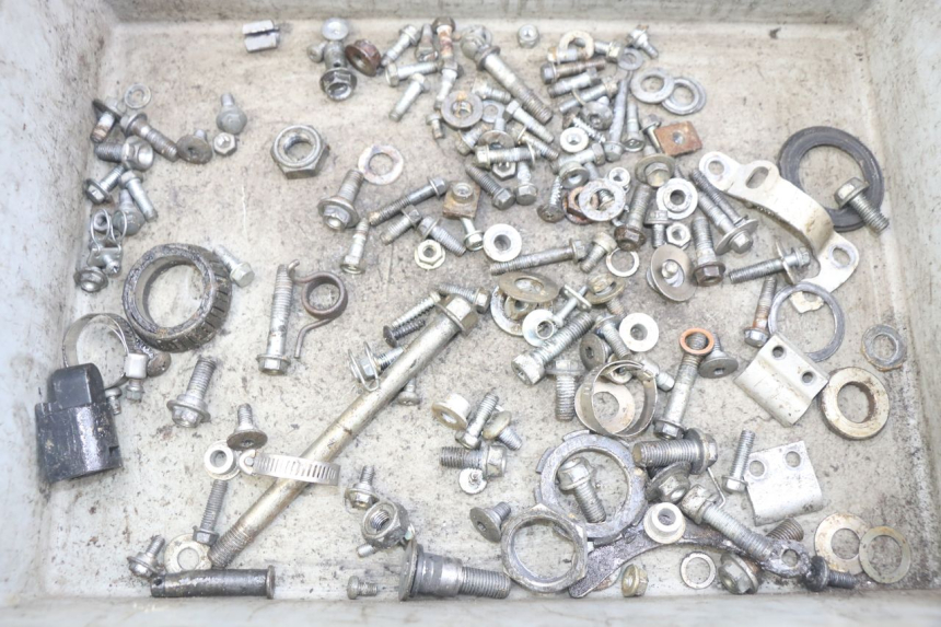 photo de BOLSA DE TORNILLERÍA TORNILLO HONDA CRF CR-F 450 (2009 - 2012) - Detalle de la pieza