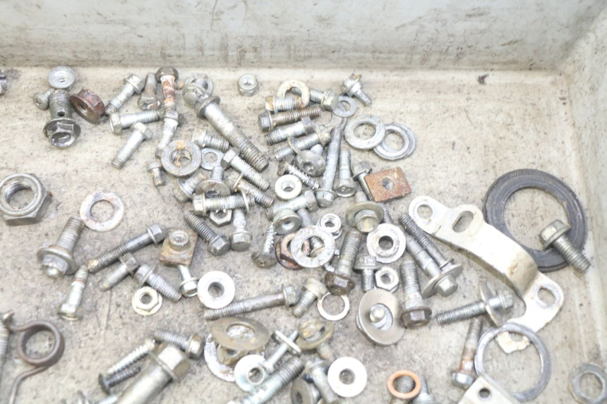 photo de BOLSA DE TORNILLERÍA TORNILLO HONDA CRF CR-F 450 (2009 - 2012) - Otra perspectiva