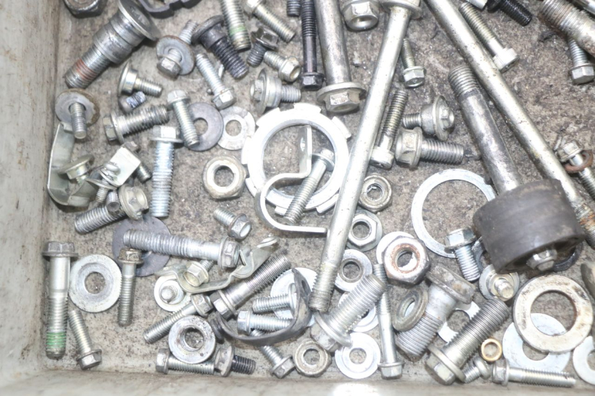 photo de TORNILLOS HONDA CRF R 250 (2020 - 2021) - Otra perspectiva