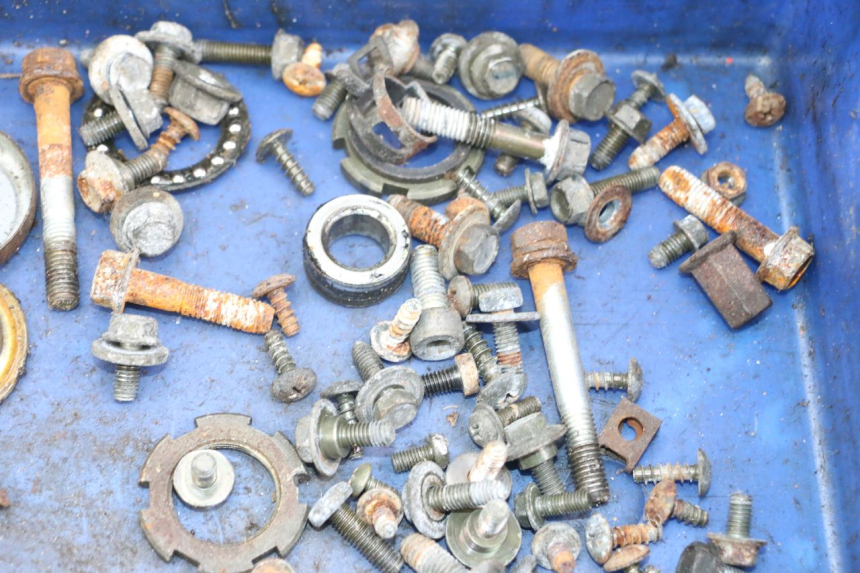 photo de BOLSA DE TORNILLERÍA TORNILLO YAMAHA CYGNUS X 125 (2004 - 2007) - Zoom estado de uso