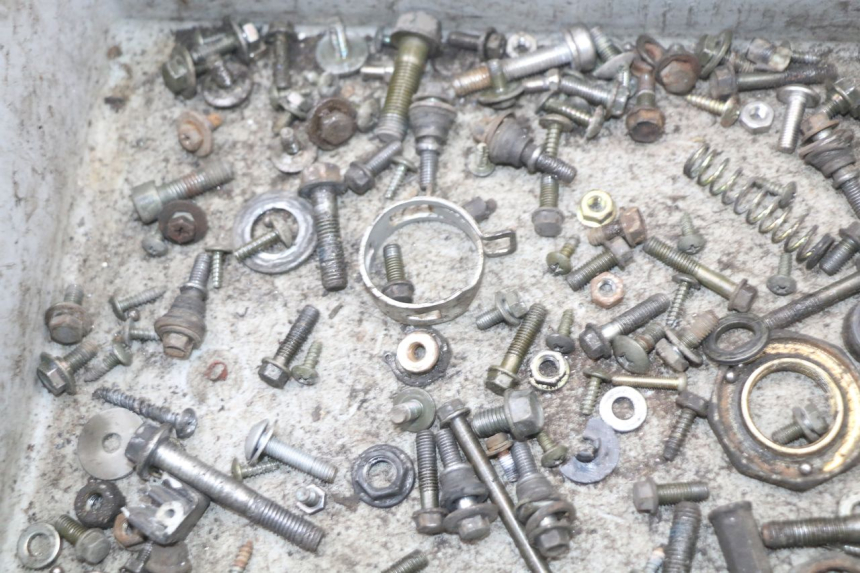 photo de BOLSA DE TORNILLERÍA TORNILLO KYMCO DINK 4T 50 (2007 - 2018) - Detalle de la pieza