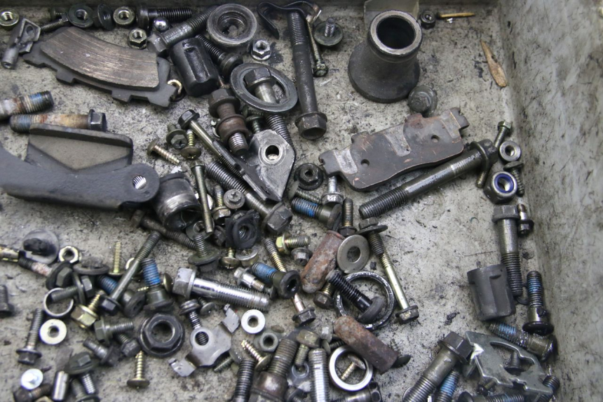 photo de BOLSA DE TORNILLERÍA TORNILLO KYMCO DINK STREET 125 (2009 - 2014) - Detalle de la pieza