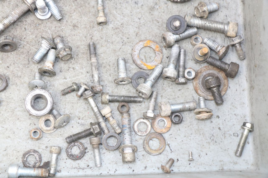 photo de BOLSA DE TORNILLERÍA TORNILLO CCR DIRT BIKE 125 - Zoom estado de uso