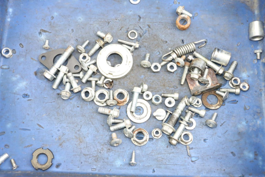 photo de BOLSA DE TORNILLERÍA TORNILLO CCR DIRT BIKE 125 - Detalle de la pieza