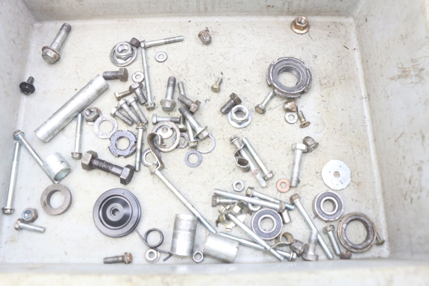 photo de BOLSA DE TORNILLERÍA TORNILLO CCR DIRT BIKE 110 - Detalle de la pieza