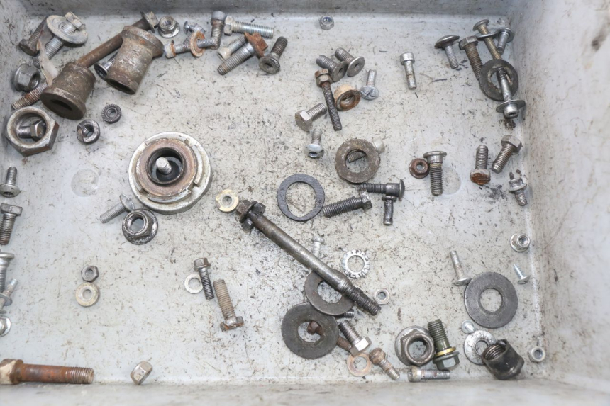 photo de TORNILLOS CRZ DIRTBIKE 140 - Detalle de la pieza