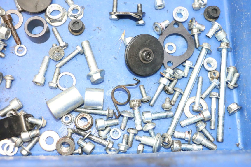 photo de TORNILLOS MINI MX DRIFT 150 - Primer plano técnico