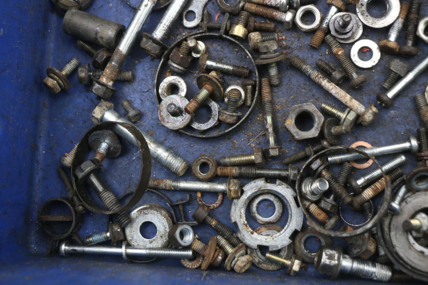 photo de TORNILLOS YAMAHA DTLC 125 (1982 - 1987) - Otra perspectiva