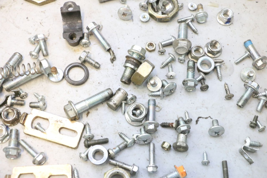 photo de TORNILLOS WAYSCRAL E-START 1 (2018 - 2022) - Detalle de la pieza