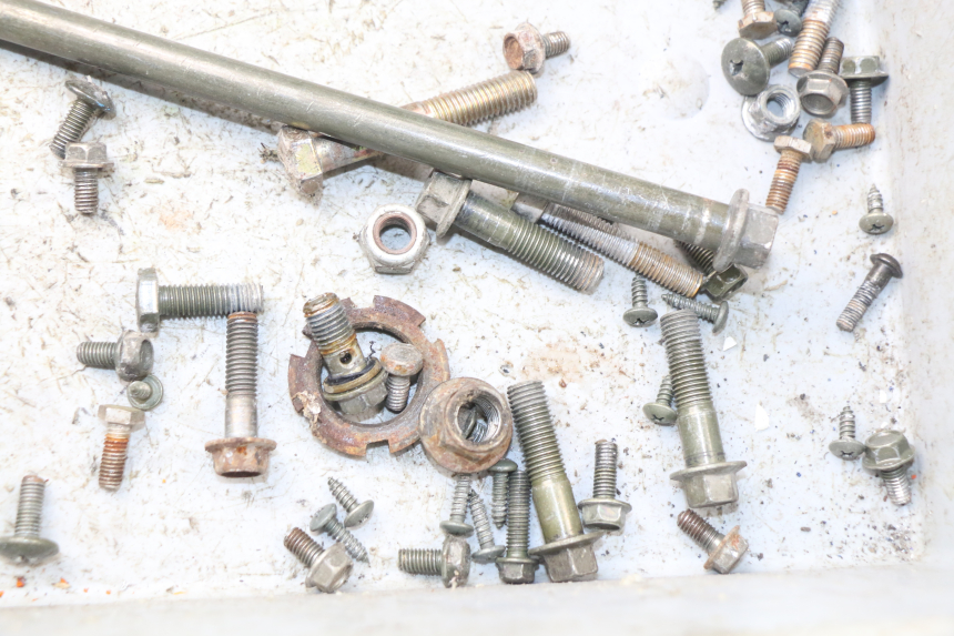 photo de TORNILLOS RIDE E1 1 (2014 - 2022) - Detalle de la pieza