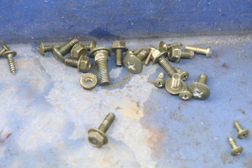 photo de TORNILLOS RIDE E1 1 (2014 - 2022) - Primer plano técnico