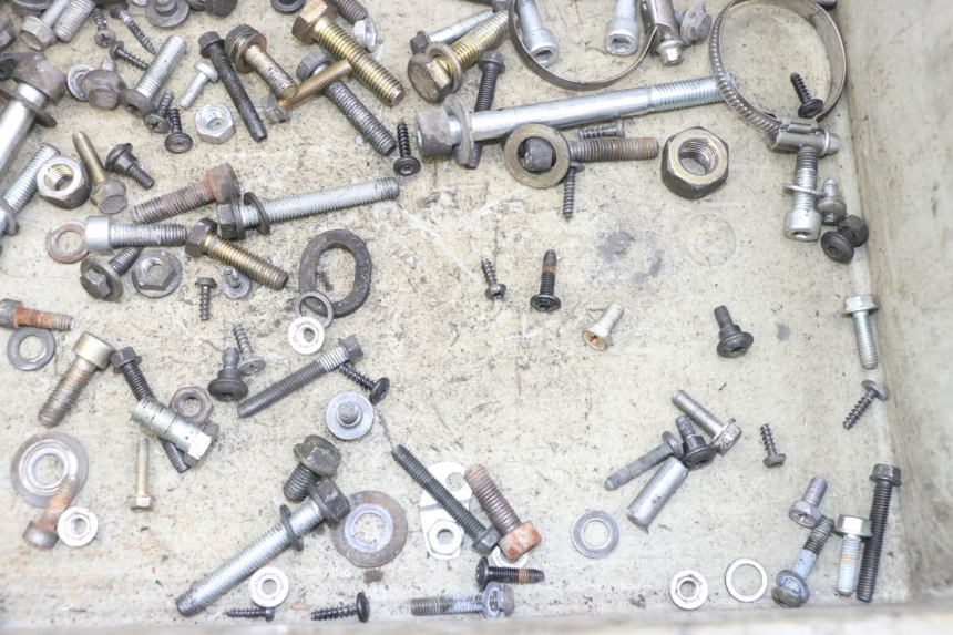 photo de TORNILLOS PEUGEOT ELYSTAR 125 (2002 - 2007) - Detalle de la pieza