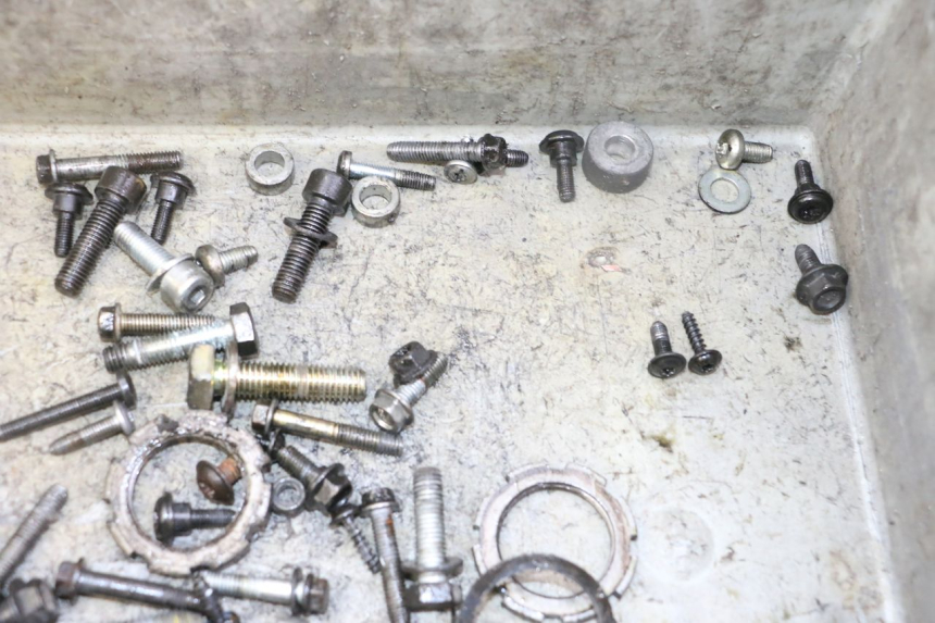 photo de BOLSA DE TORNILLERÍA TORNILLO PEUGEOT ELYSTAR 50 (2002 - 2014) - Primer plano técnico