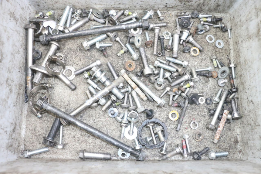 photo de TORNILLOS KAWASAKI ER-6 ER6 N 650 (2012 - 2016) - Vista principal