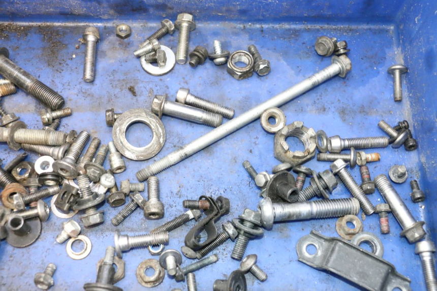 photo de TORNILLOS KAWASAKI ER-6 ER6 N 650 (2005 - 2009) - Zoom estado de uso