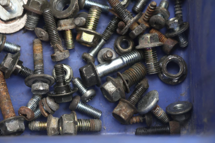 photo de TORNILLOS MBK EVOLIS 80 (1993 - 1999) - Primer plano técnico