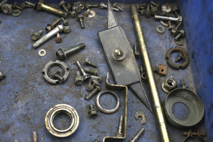 photo de BOLSA DE TORNILLERÍA TORNILLO KEEWAY F-ACT FACT 50 (2006 - 2011) - Detalle de la pieza