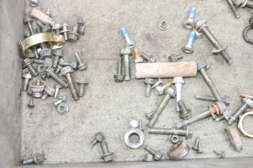 photo de TORNILLOS BTC FELICE SPORT 50 - Zoom estado de uso