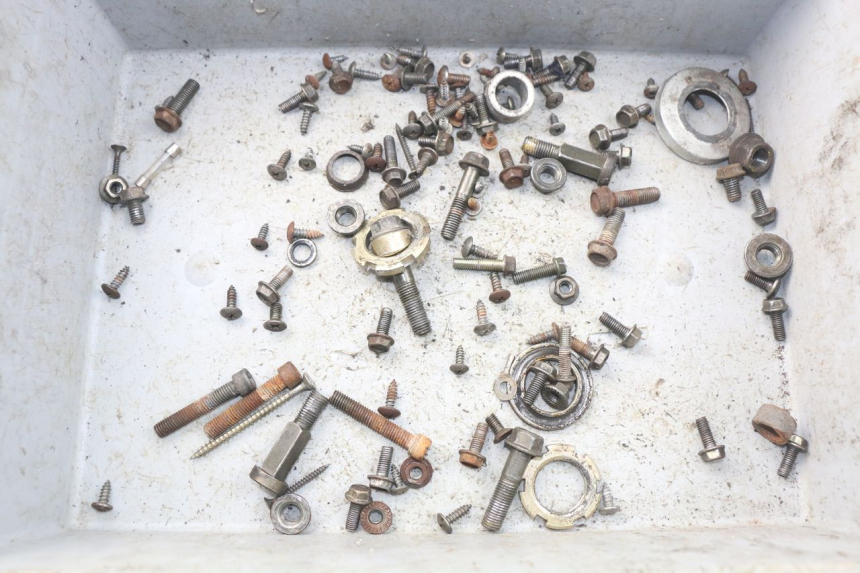 photo de TORNILLOS LINTEX FEVER 2T 50 (2009 - 2022) - Primer plano técnico