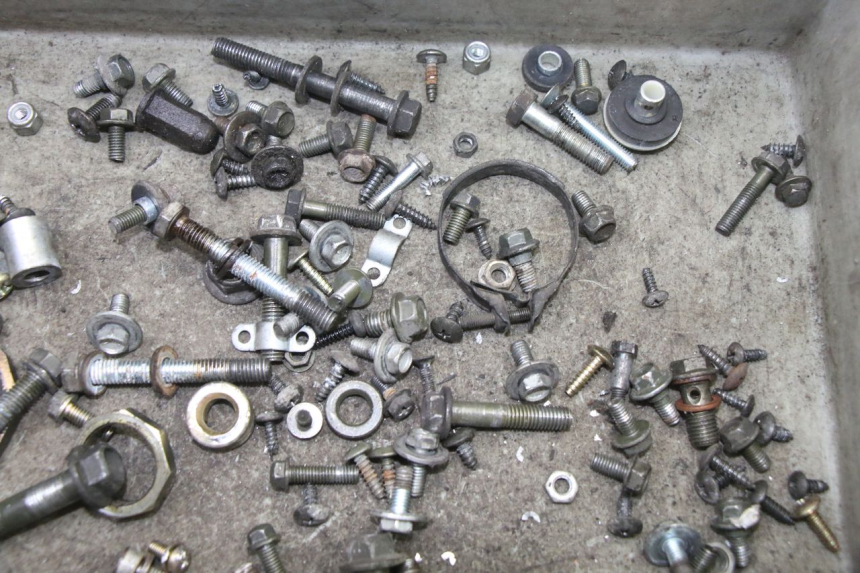 photo de TORNILLOS SYM FIDDLE 2 S 125 (2012 - 2014) - Zoom estado de uso