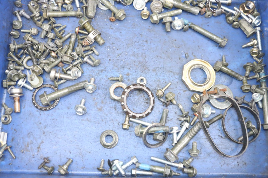 photo de BOLSA DE TORNILLERÍA TORNILLO SYM FIDDLE 3 III 125 (2014 - 2020) - Detalle de la pieza