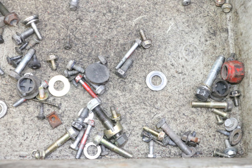 photo de TORNILLOS SYM FIDDLE 125 (2008 - 2010) - Zoom estado de uso