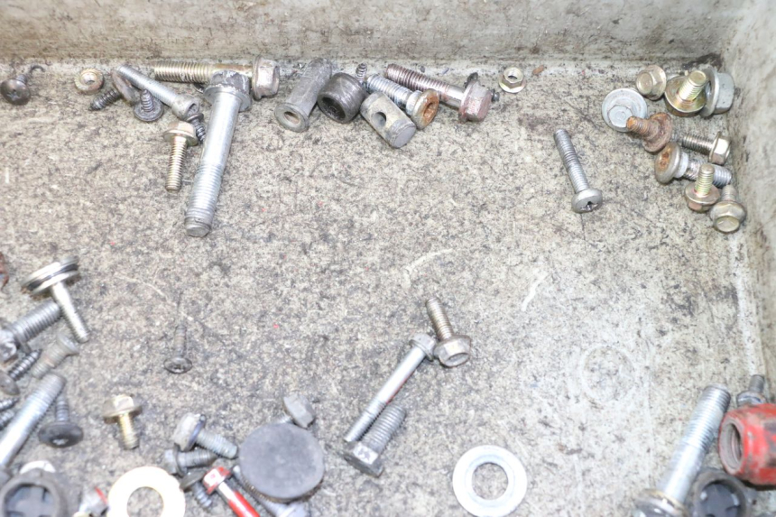 photo de TORNILLOS SYM FIDDLE 125 (2008 - 2010) - Otra perspectiva