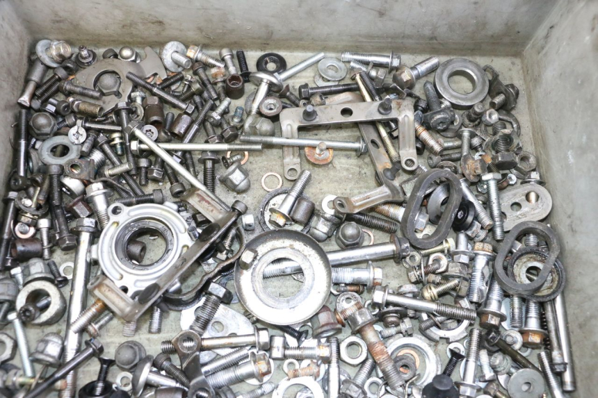 photo de TORNILLOS YAMAHA FJ 36Y 1100 (1984 - 1985) - Detalle de la pieza