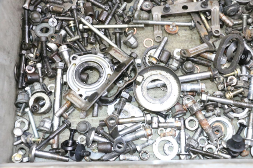 photo de TORNILLOS YAMAHA FJ 36Y 1100 (1984 - 1985) - Otra perspectiva