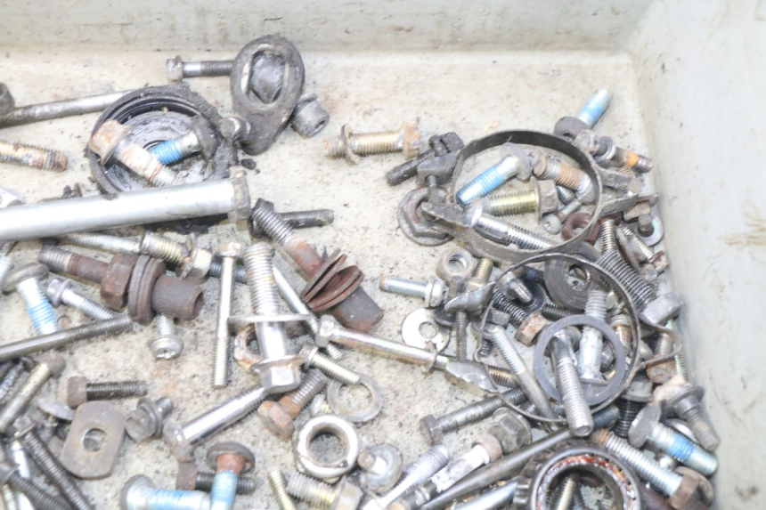 photo de BOLSA DE TORNILLERÍA TORNILLO YAMAHA FJ 3CX 1200 (1986 - 1996) - Otra perspectiva