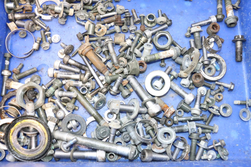photo de TORNILLOS YAMAHA FJR 1300 (2001 - 2005) - Detalle de la pieza