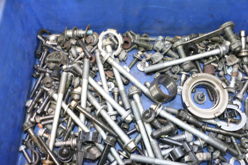 photo de TORNILLOS YAMAHA FJR 1300 (2001 - 2005) - Zoom estado de uso